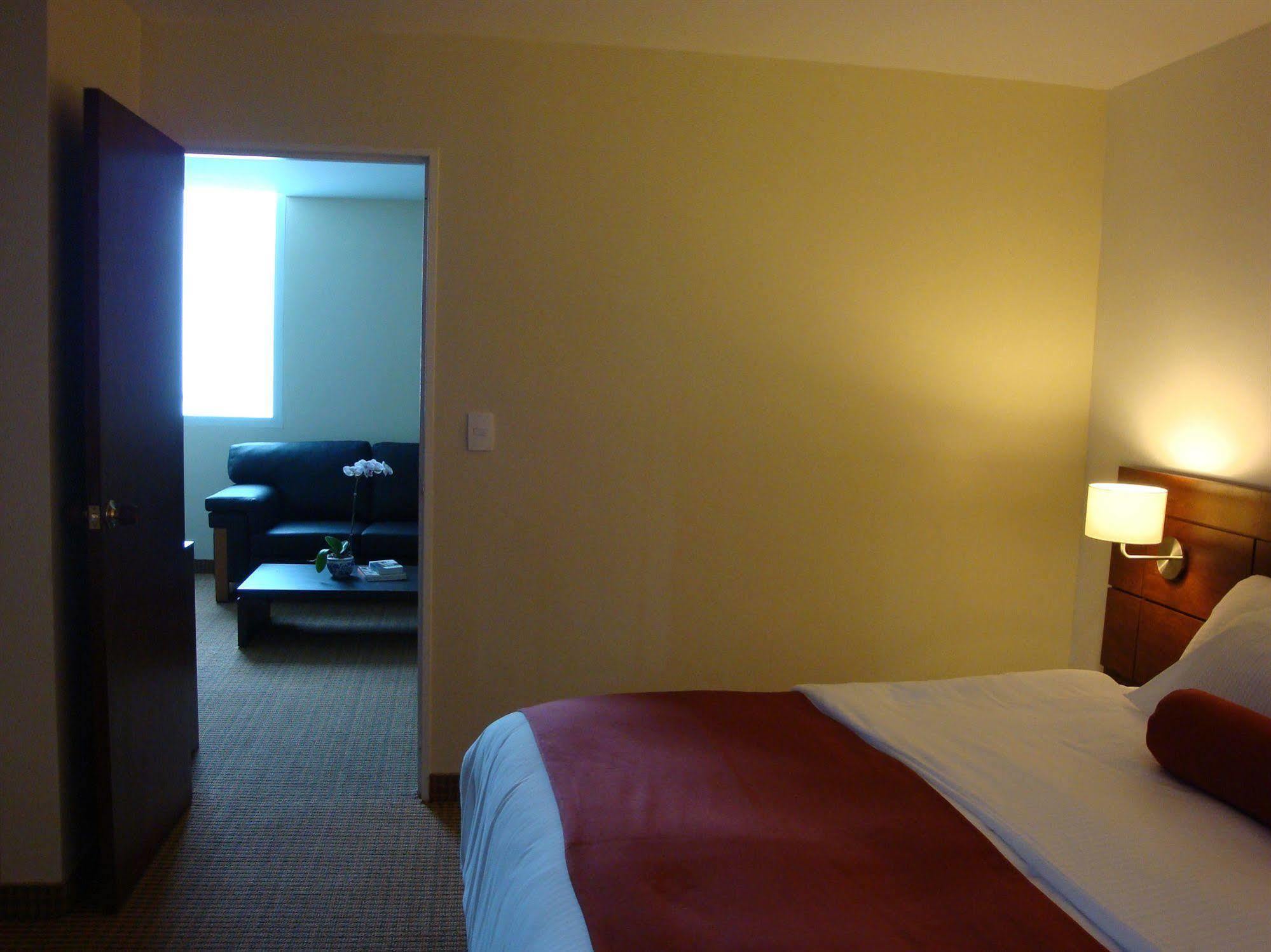Continental Altamira Hotel Caracas Buitenkant foto